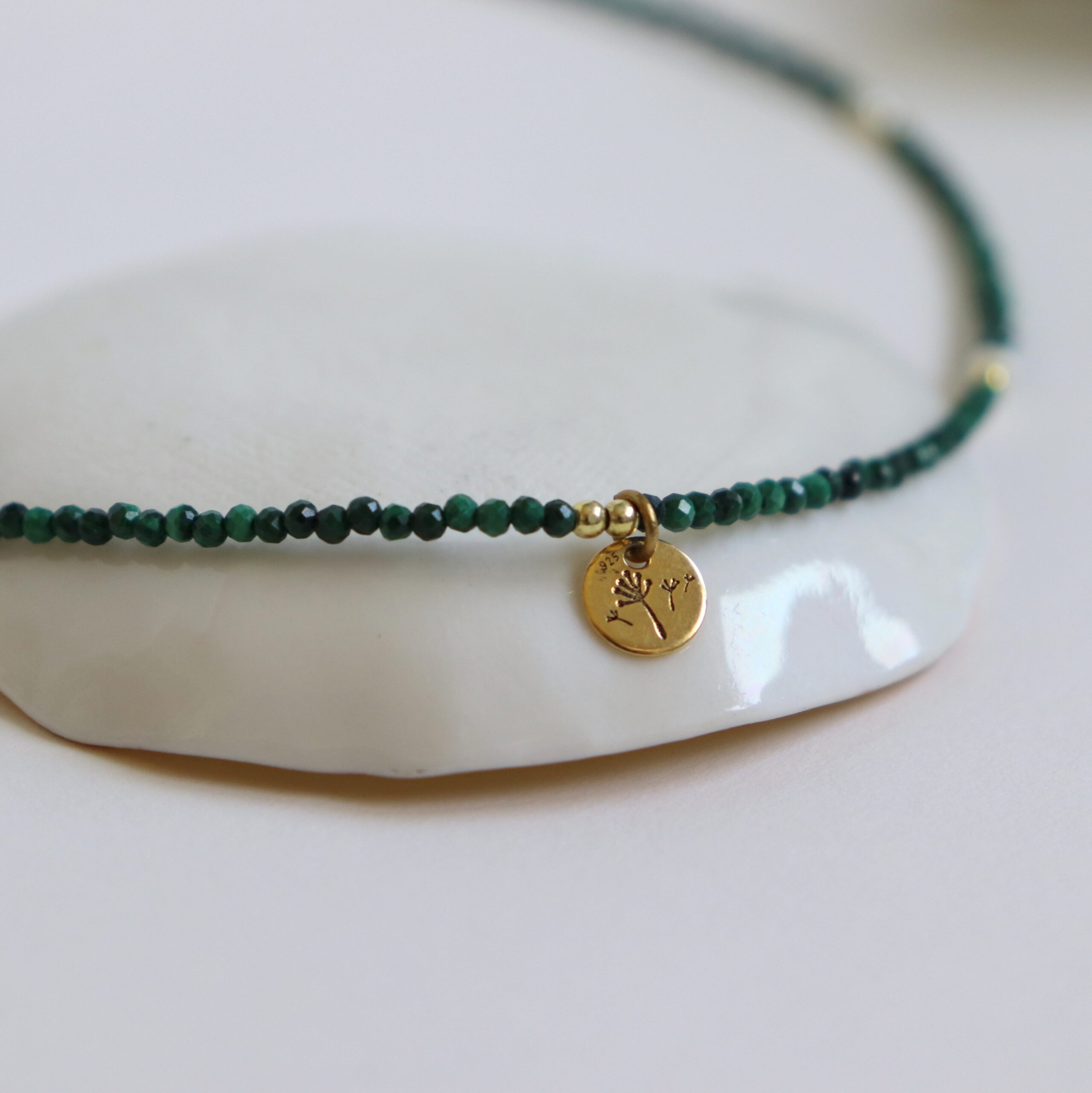 Colier Vert cu malahit, perle naturale si accesorii placate cu aur 2