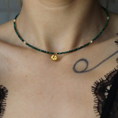Colier Vert cu malahit, perle naturale si accesorii placate cu aur 3